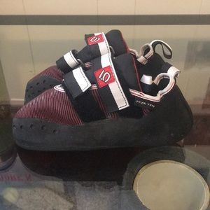 Five Ten Women’s Climbing Shoes - 7, LIKE NEW